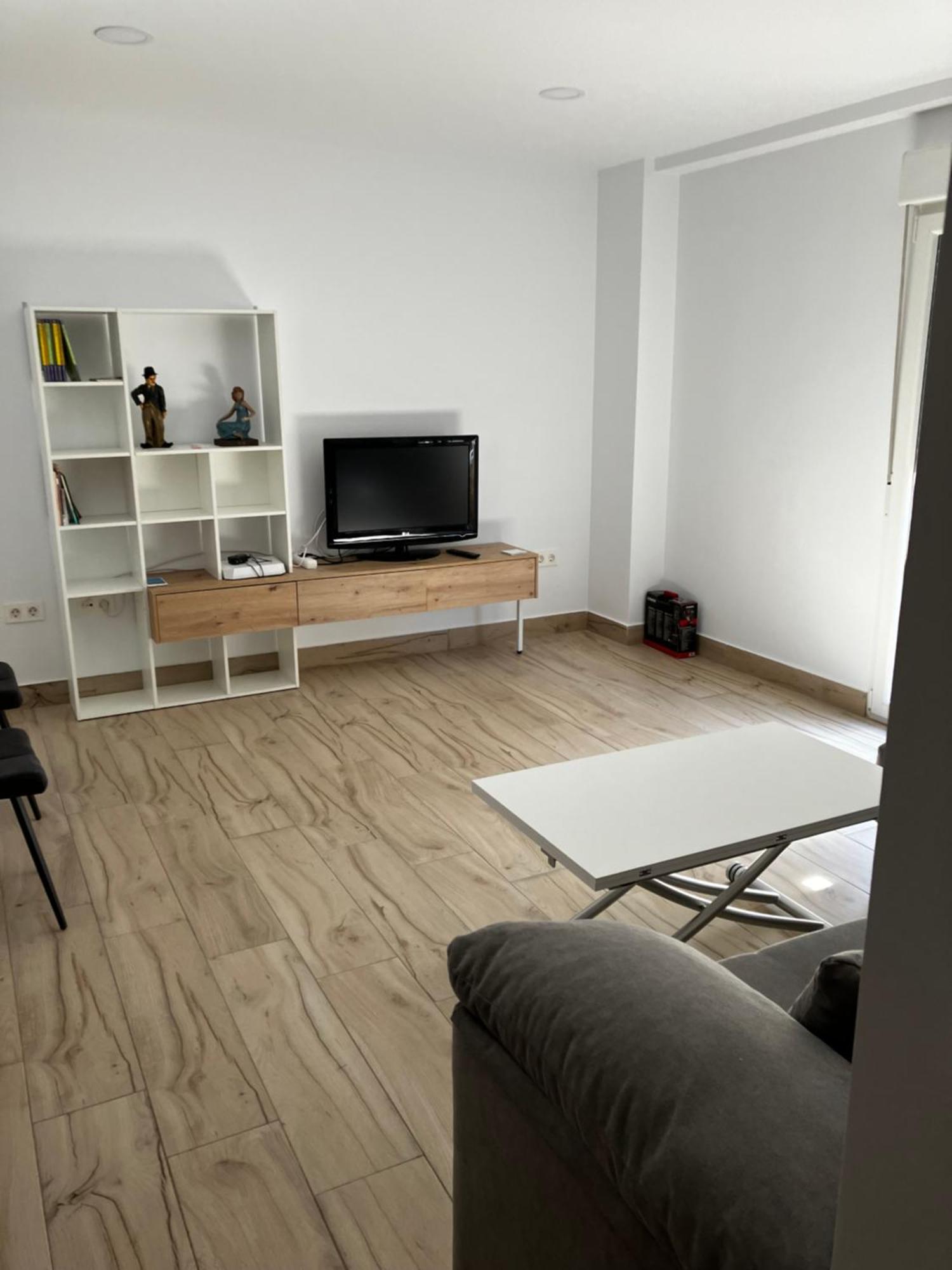 Apartamento En Camino De Ronda De Dos Habitaciones Y Salon Granada Exterior foto